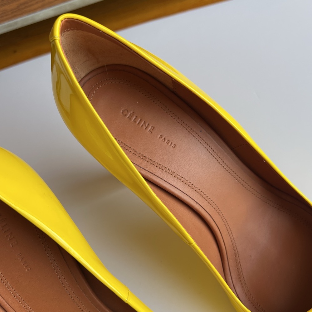 Classic Vintage CELINE Yellow Patent Leather Pumps / Heels Round Toe - Picture 3 of 6